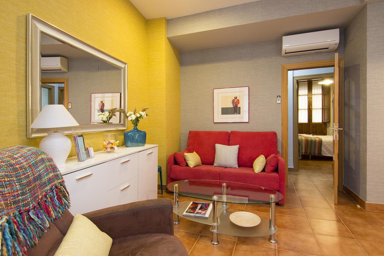 Apartamentos Turisticos Grx Granada Ngoại thất bức ảnh