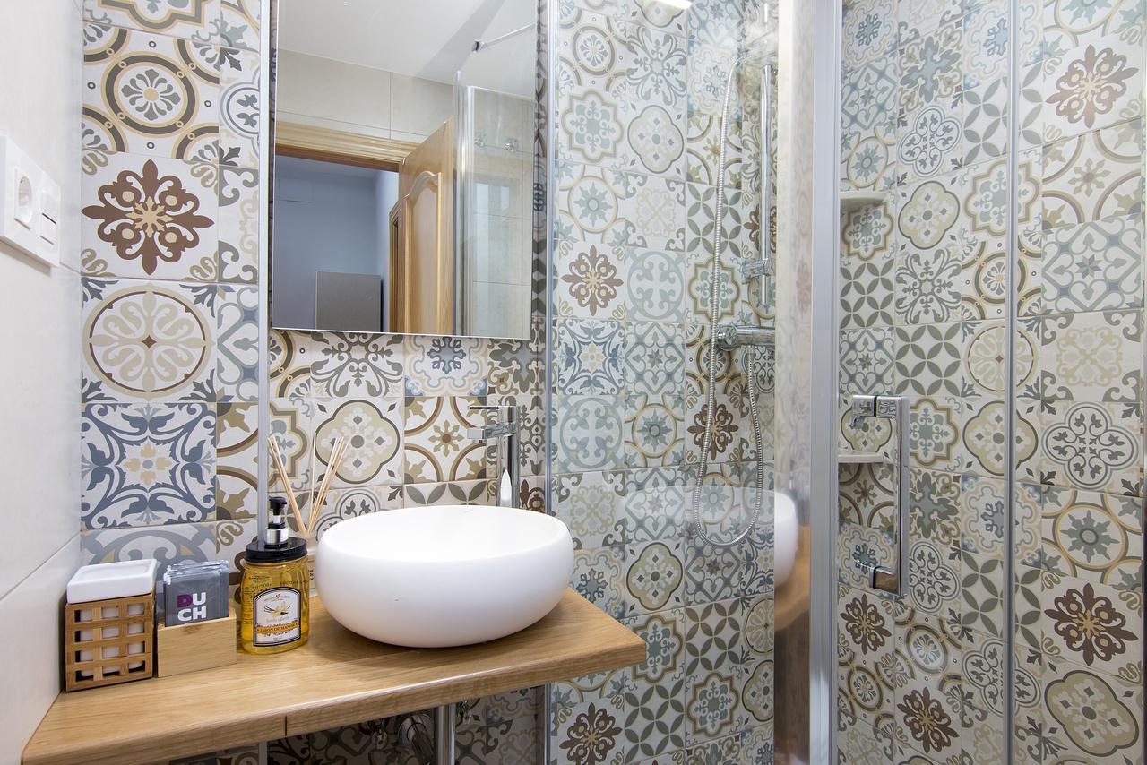 Apartamentos Turisticos Grx Granada Ngoại thất bức ảnh